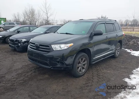 2011 Toyota Highlander Base V6 из США, поврежденный, VIN 5TDZK3EH9BS047318